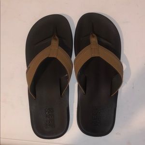 NEOT Men’s reef sandals